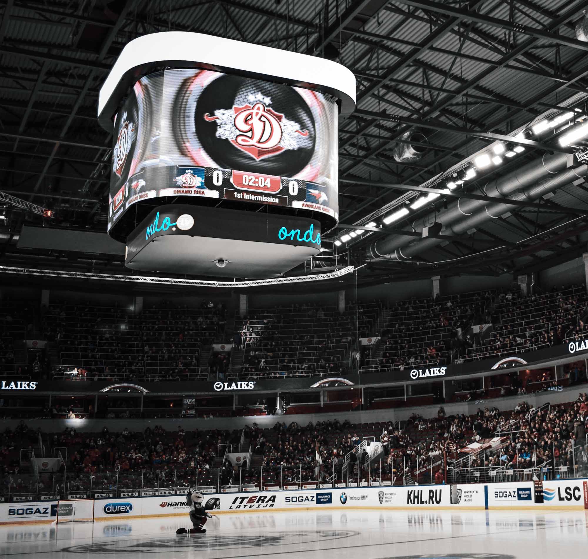 PALAMI Group LED Media Cube In Sport Arena