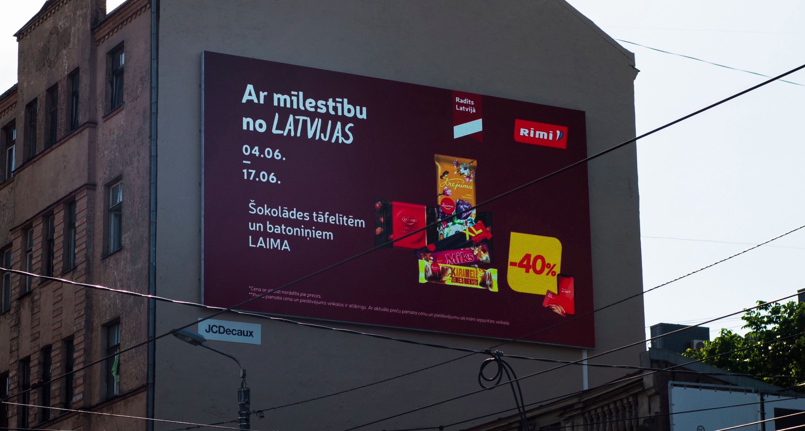 PALAMI Group LED DOOH Outdoor Video Display Mounted On The Building Wall In Riga